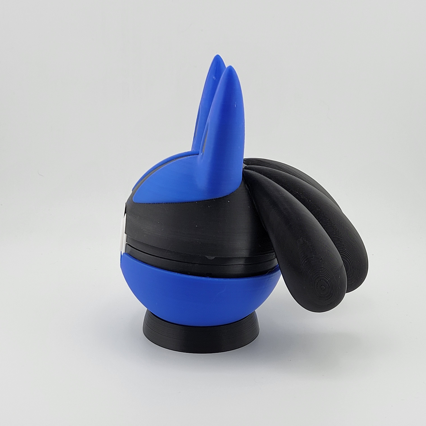 Lucario Pokeball