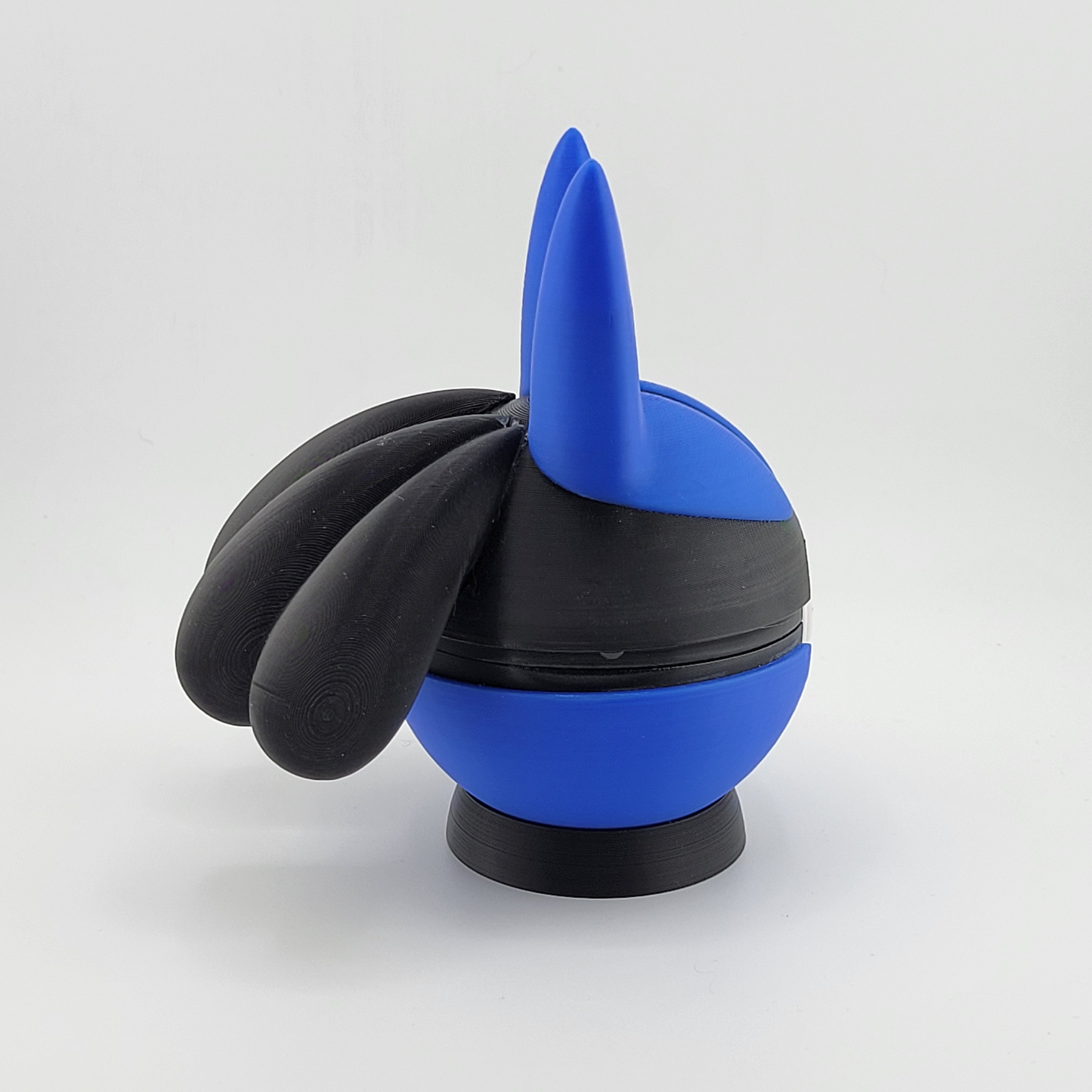 Lucario Pokeball