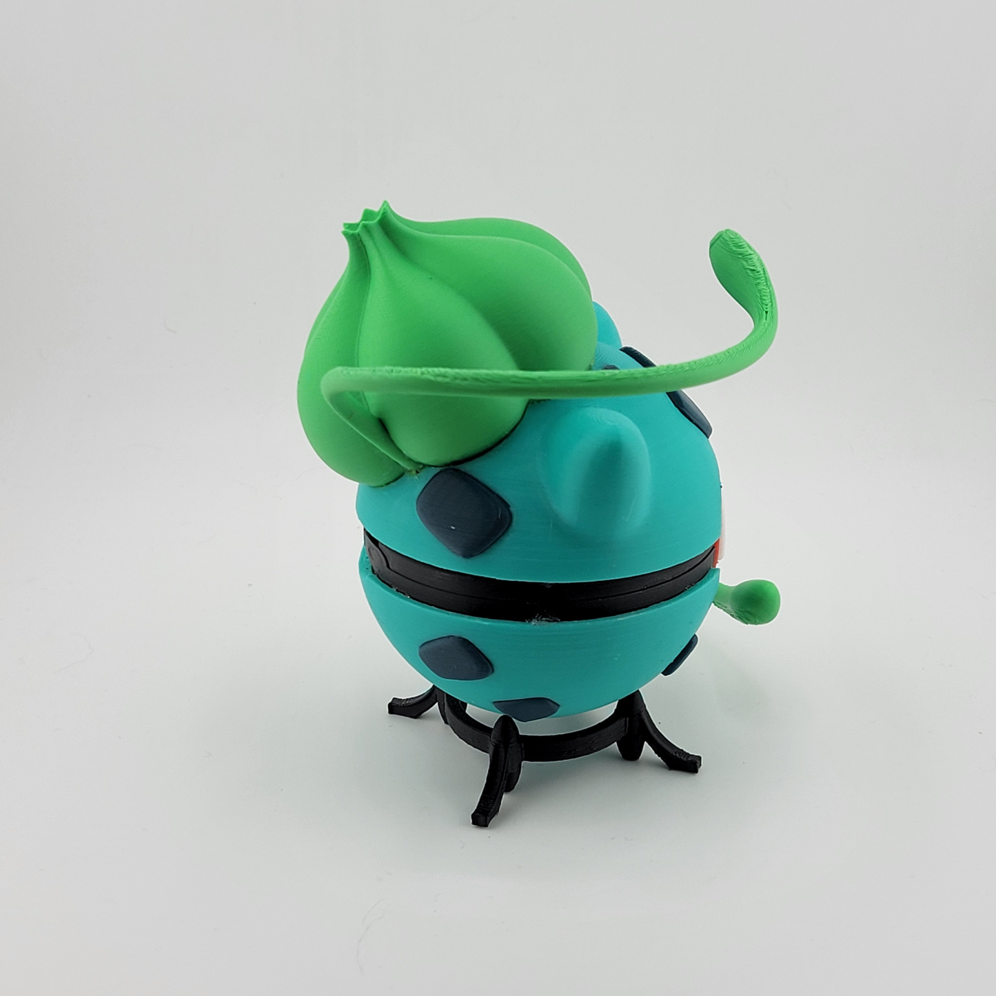 Bulbasaur Pokeball