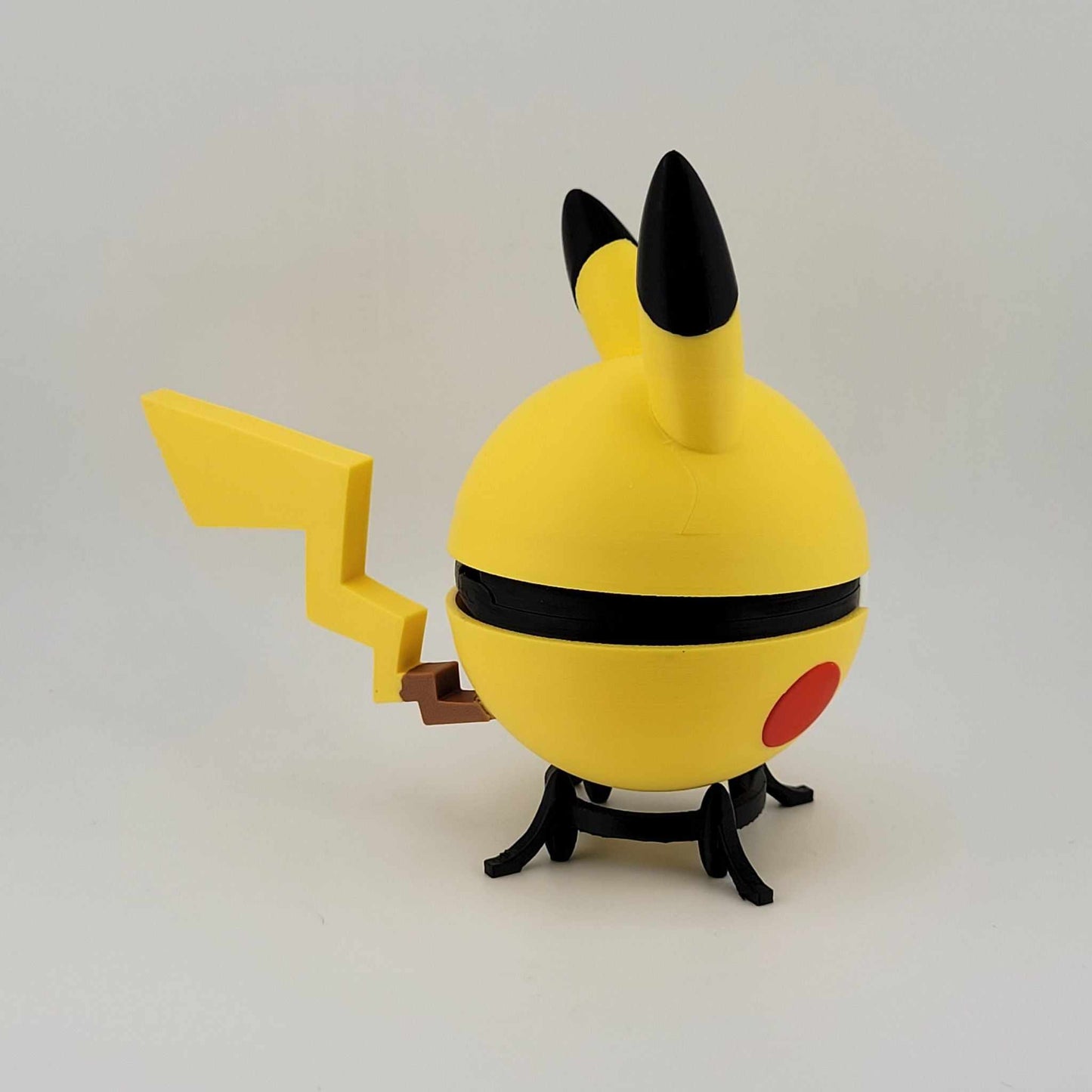 Pikachu Pokeball