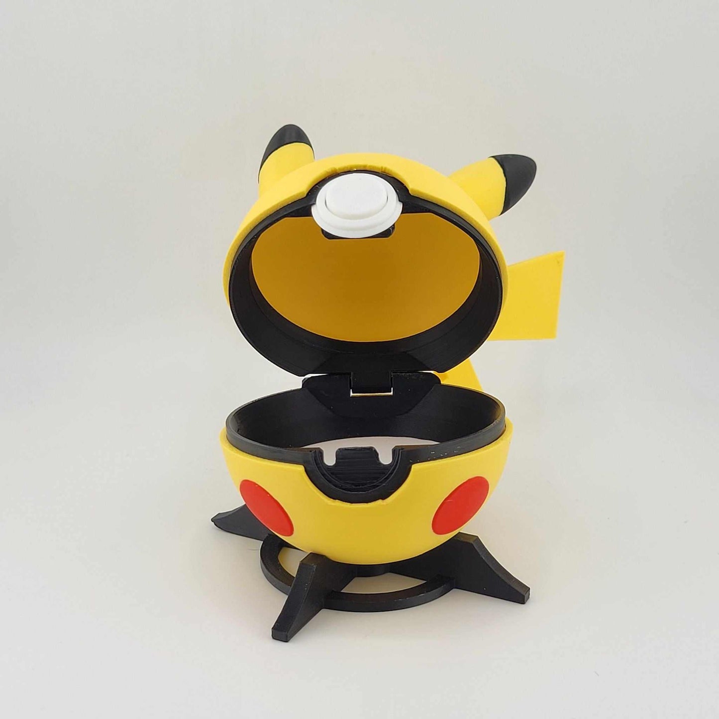 Pikachu Pokeball