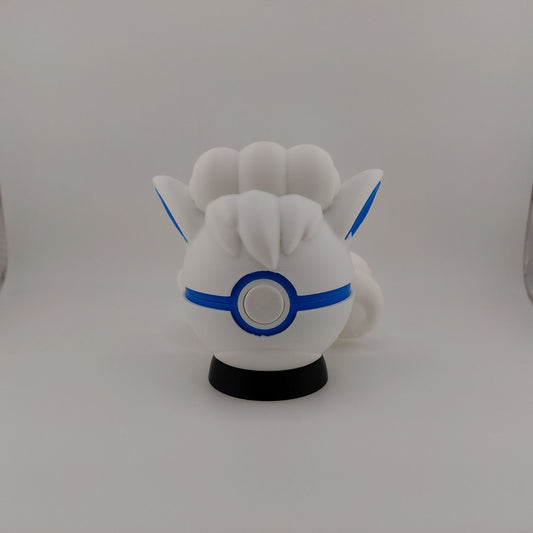 Alolan Vulpix Pokeball