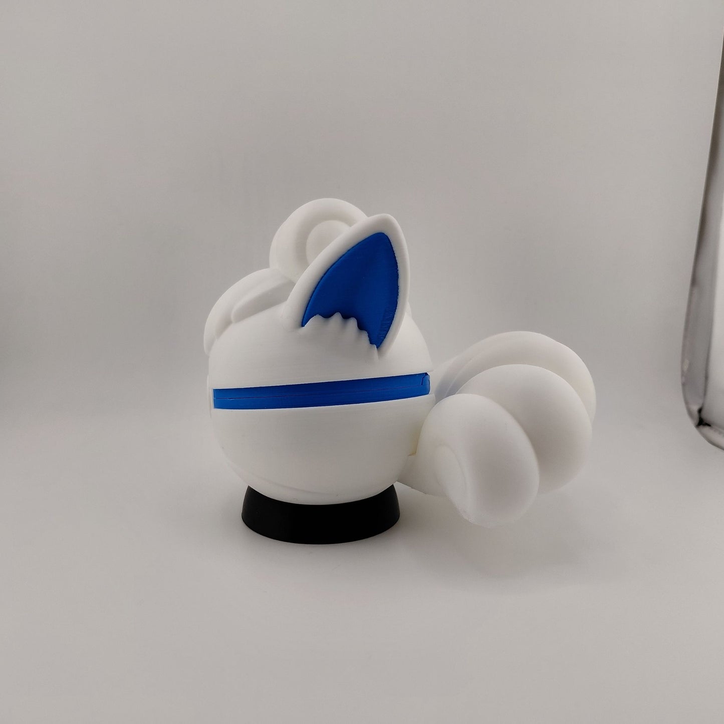 Alolan Vulpix Pokeball
