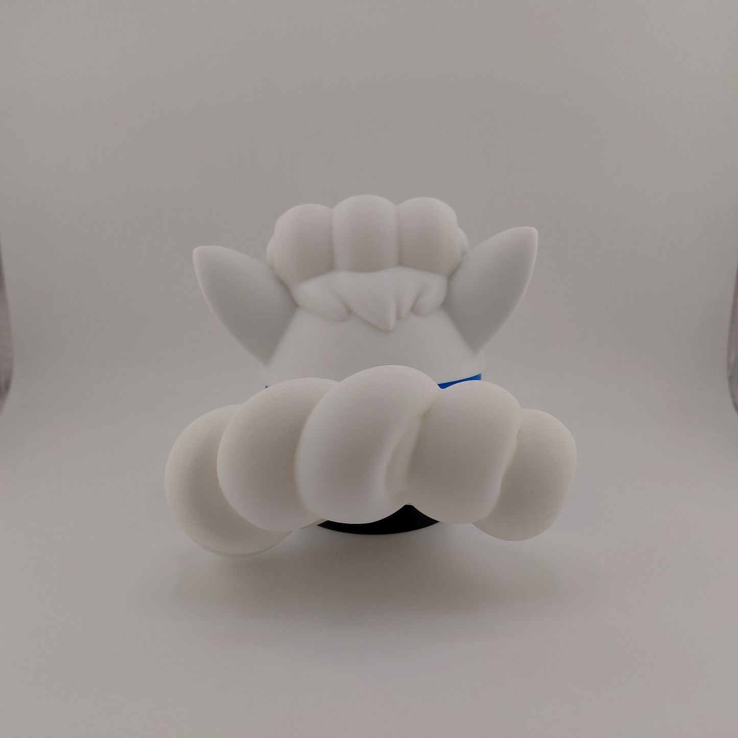 Alolan Vulpix Pokeball