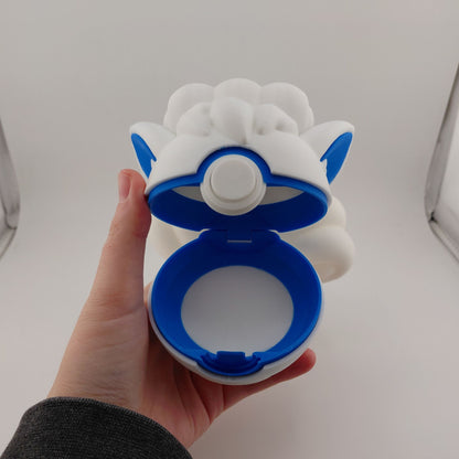 Alolan Vulpix Pokeball
