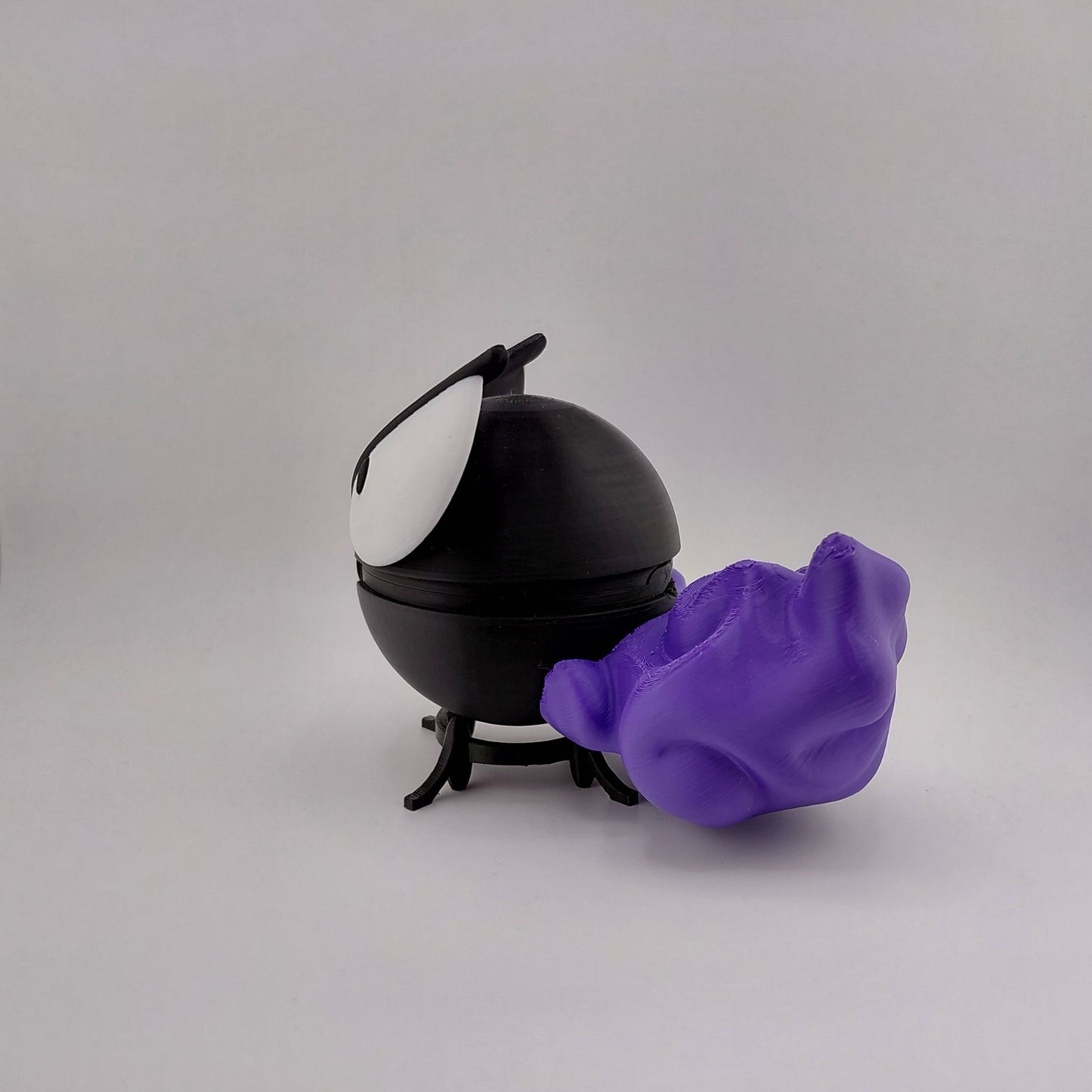 Gastly Pokeball