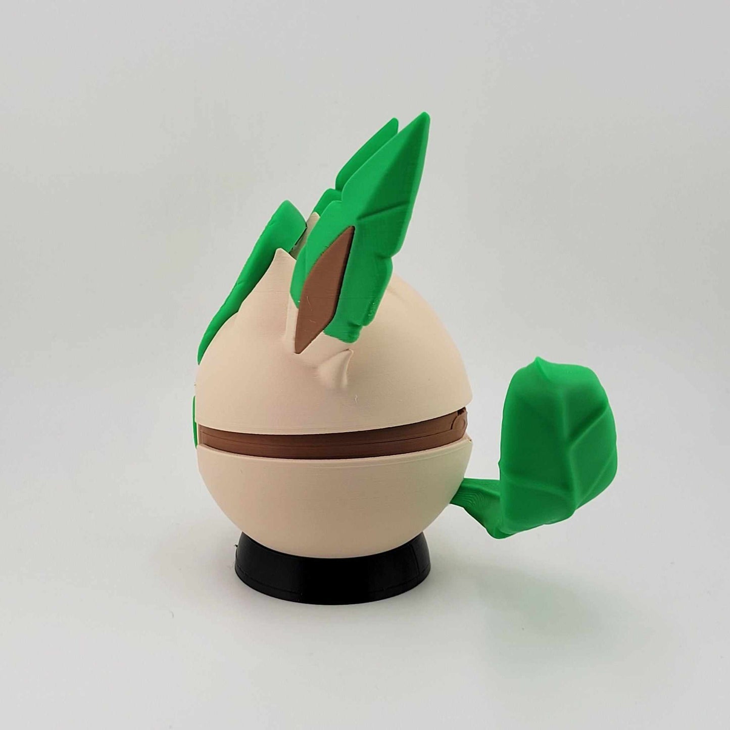 Leafeon Pokeball