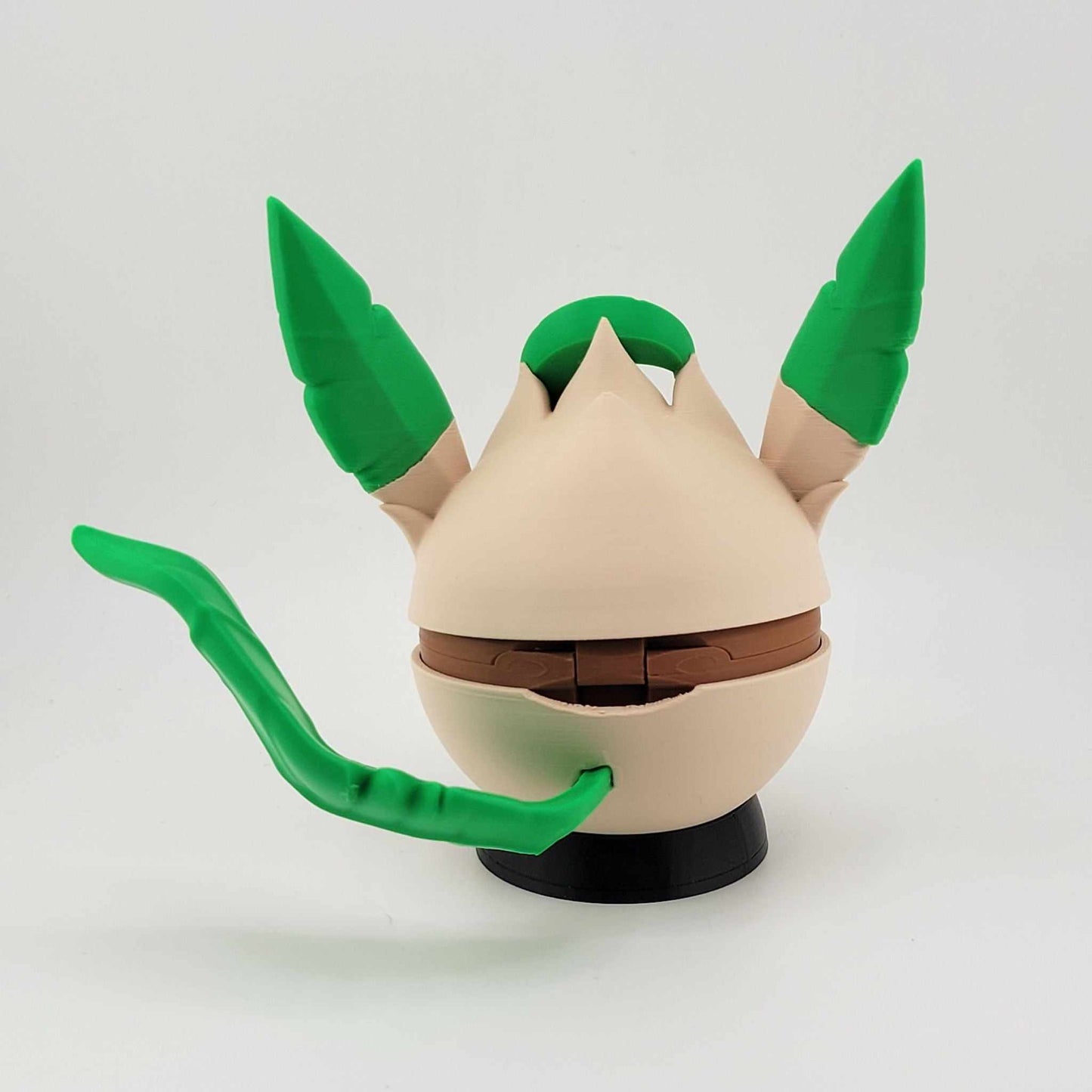 Leafeon Pokeball
