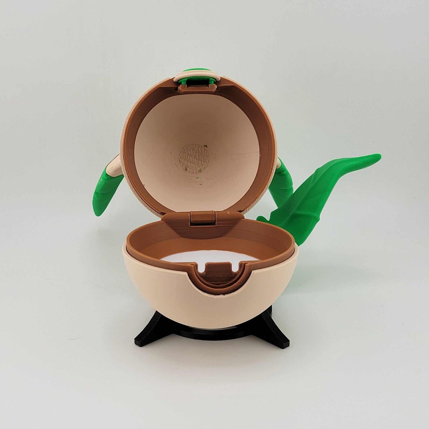 Leafeon Pokeball